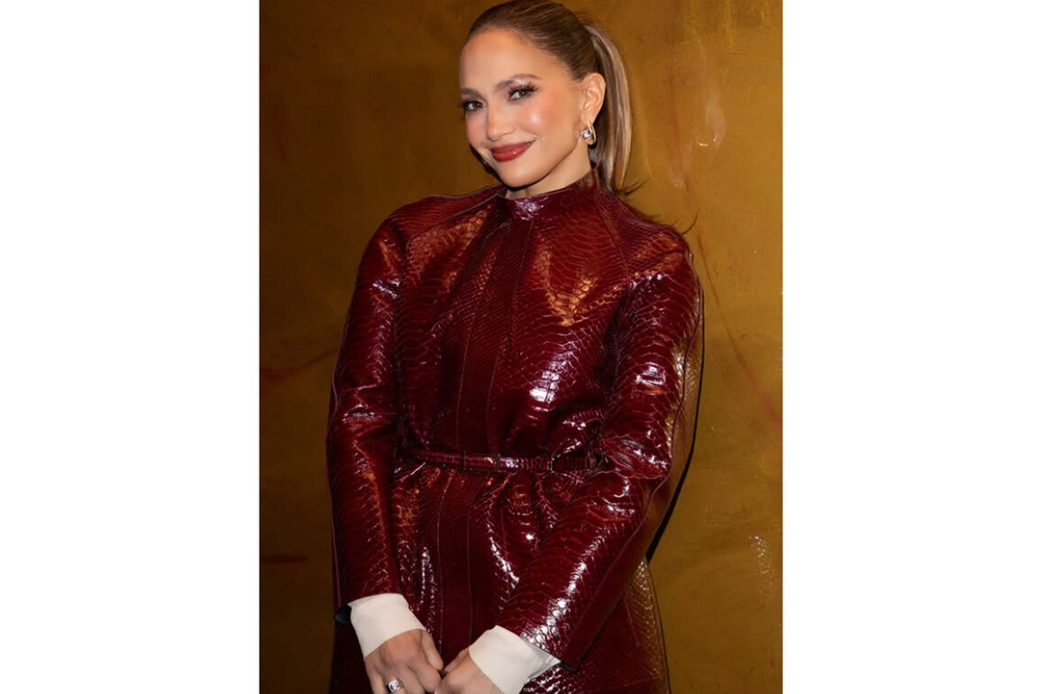 "There's no escapism to it": Jennifer Lopez calls Oscar-winning 'Nomadland' her 'worst type of film'