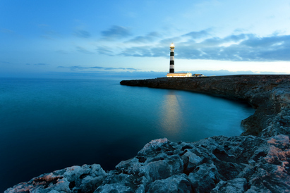 What are the latest developments in the risk settlement market?