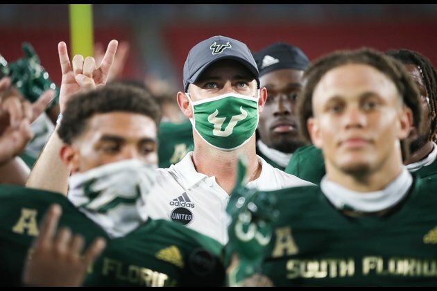 USF looks to spoil Taggart's Florida Atlantic debut