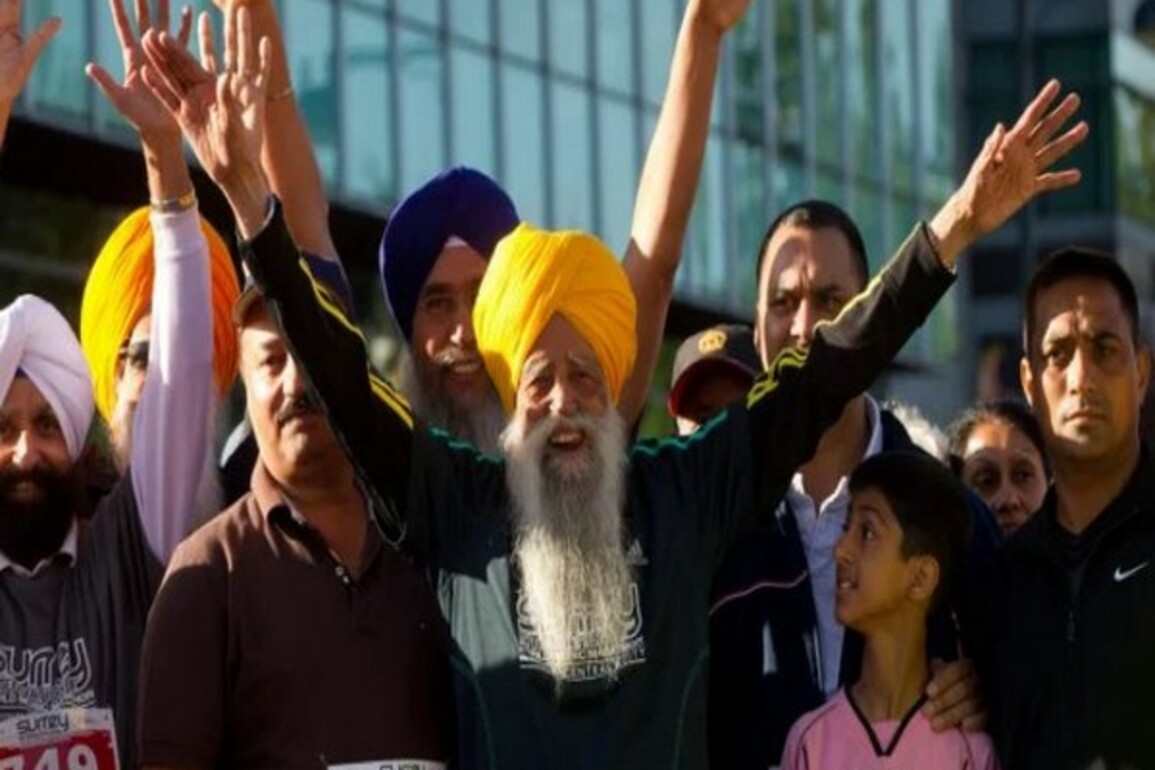Punjab: CCTV footage shows Fauja Singh hit by vehicle that claimed his life