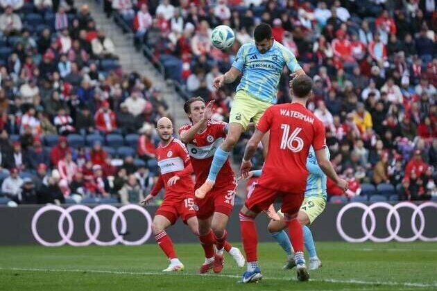 Tai Barbaro collects brace as Union eliminates Fire
