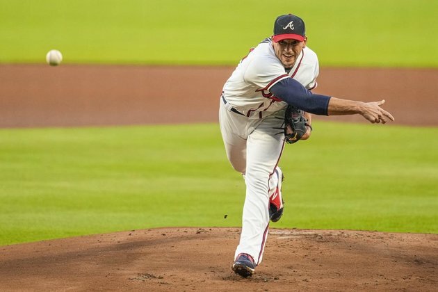 Braves survive Nationals, clinch playoff spot