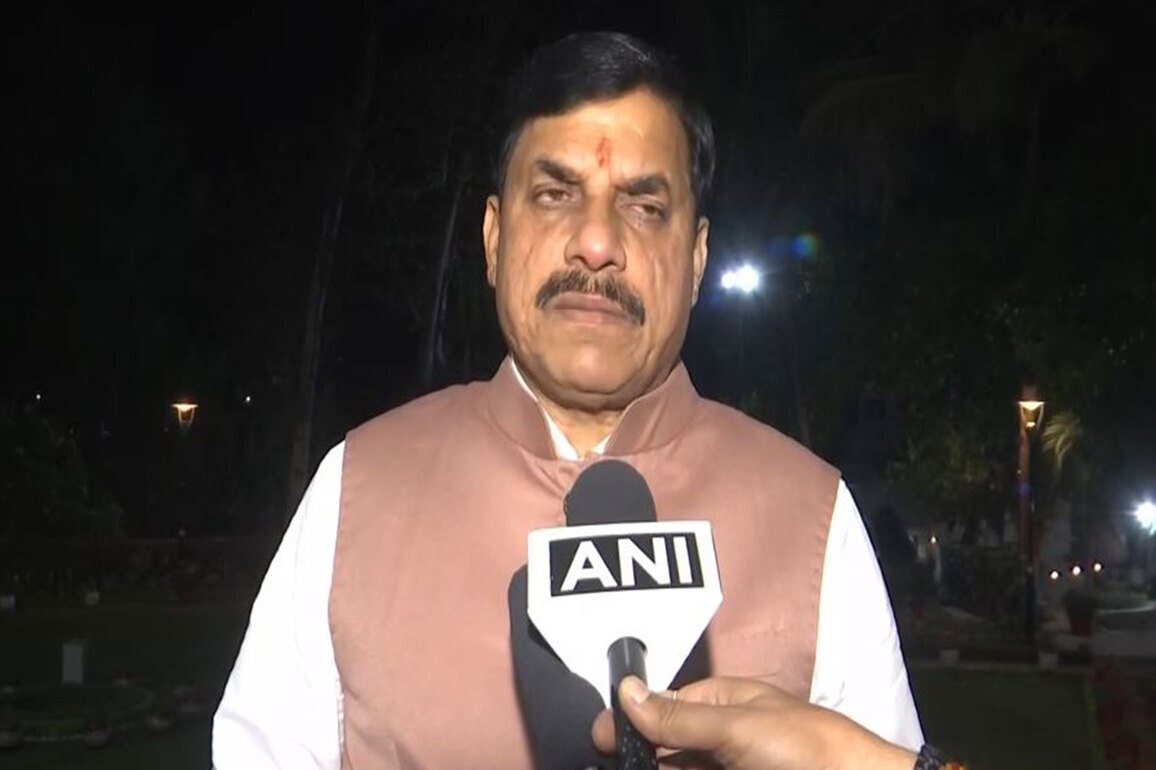 '15 citizens safely rescued' after cruise boat capsizes in Jabalpur's Bargi Dam