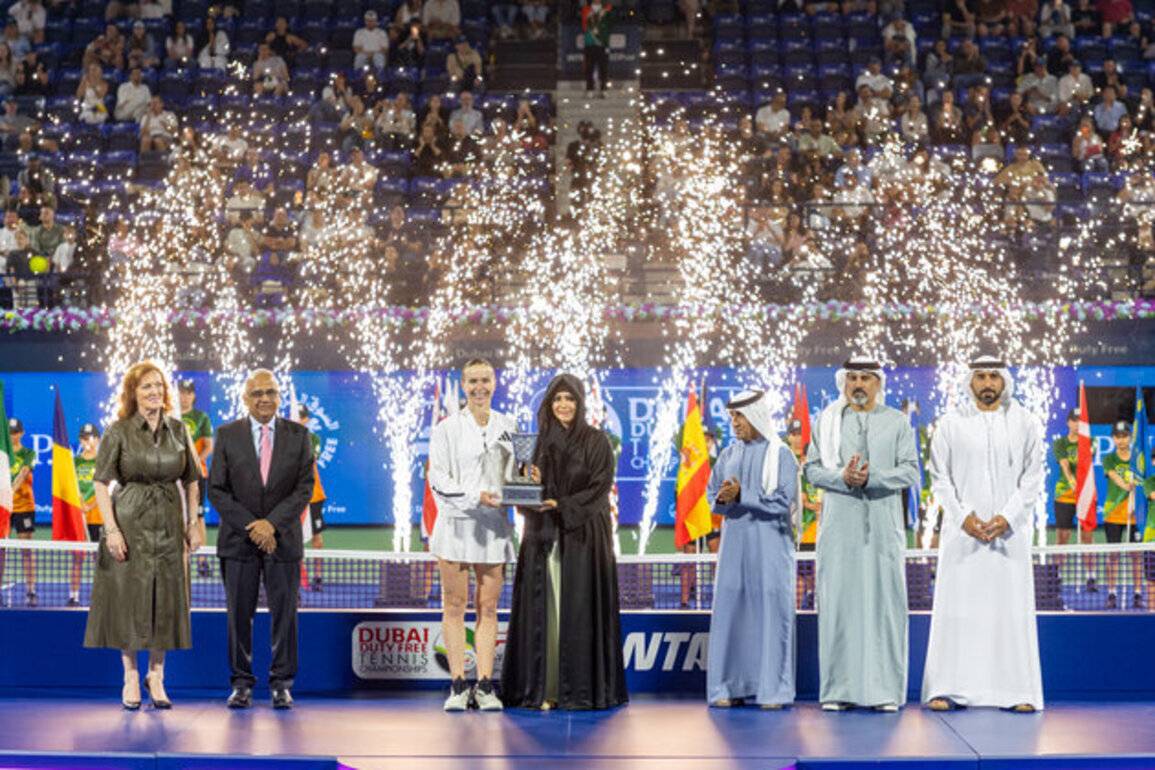 Latifa bint Mohammed crowns winners of 26th WTA Dubai Duty Free Tennis Championships
