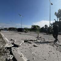 Photo Flash | At least 1 killed in magnitude 7.8 offshore earthquake in S. Philippines
