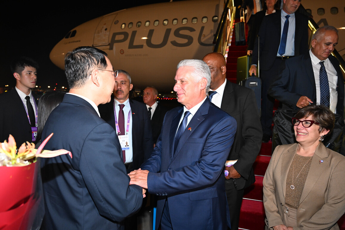 CHINA-BEIJING-CUBAN PRESIDENT-ARRIVAL (CN)