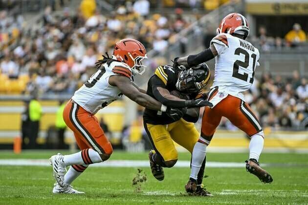 Steelers hold Browns out of end zone in wire-to-wire win