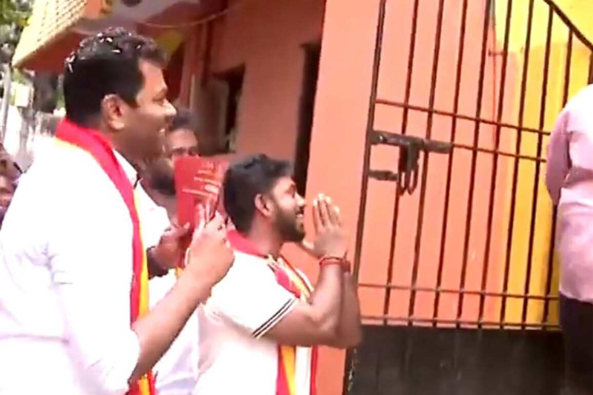 "Receiving huge response": TVK's Aadhav Arjuna begins election campaign for Tamil Nadu polls