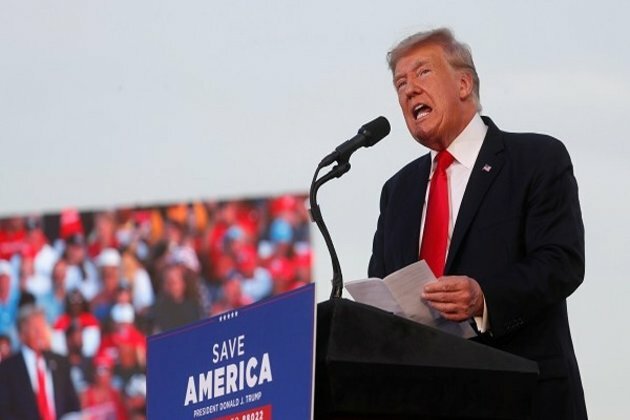 Trump speaks at gun-rights lobbying event after Texas shooting