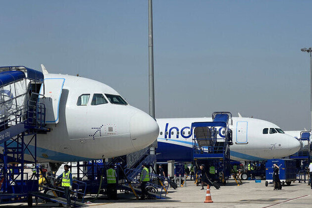 Indian airlines seek government help on jet fuel prices