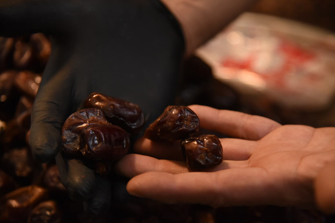 LEBANON-TRIPOLI-RAMADAN-SWEETS-LANTERN