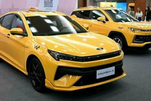 Putin signs new 'made in Russia' taxi law