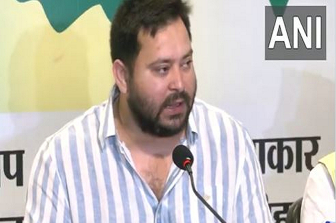 Tejashwi Yadav accuses state machinery of gathering crowd for PM's rally, says PM Modi and CM Nitish are not "mass leaders"