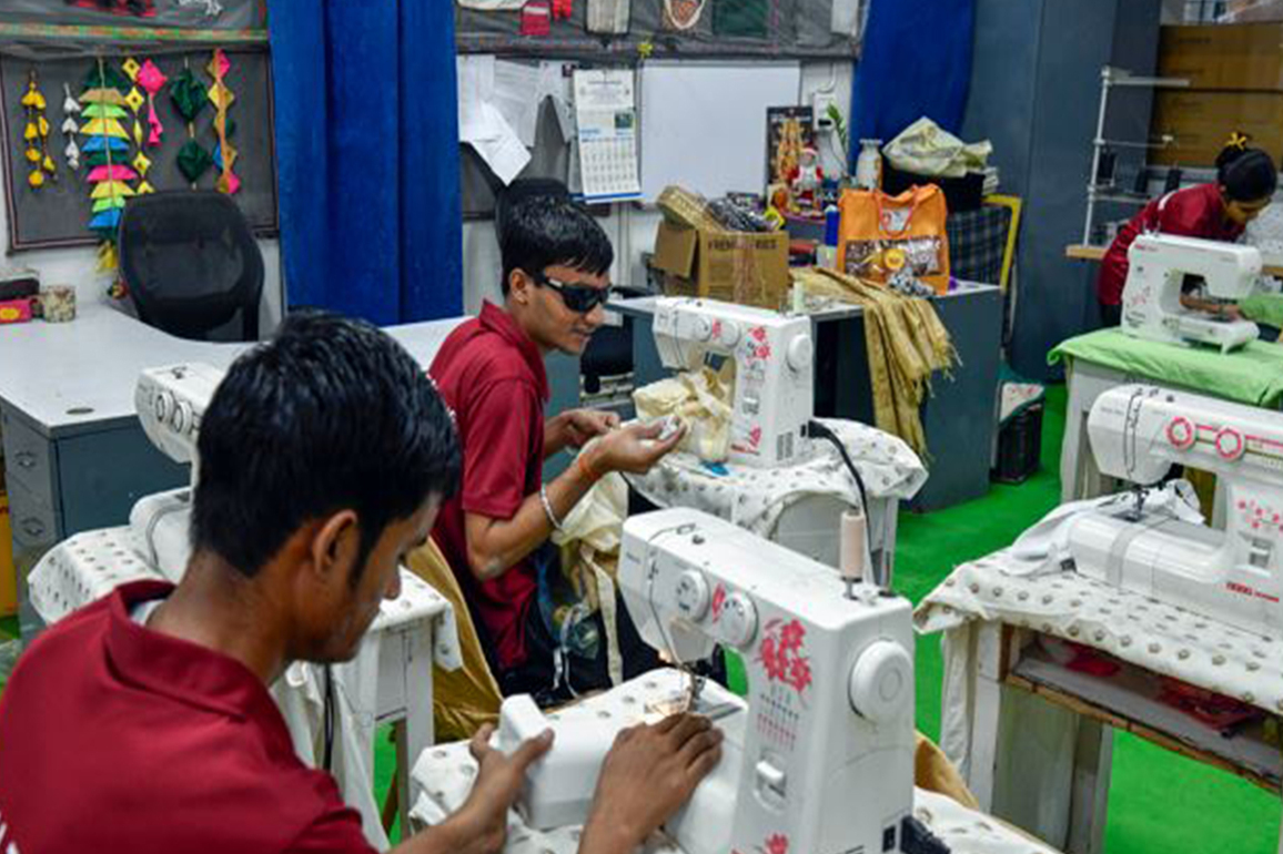 GST rationalisation to boost organised apparel retail revenue growth by 200 bps: Crisil Ratings