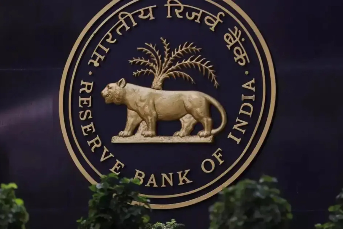 RBI imposes 54.78 crore in penalties on 353 banks, other regulated entities during FY25