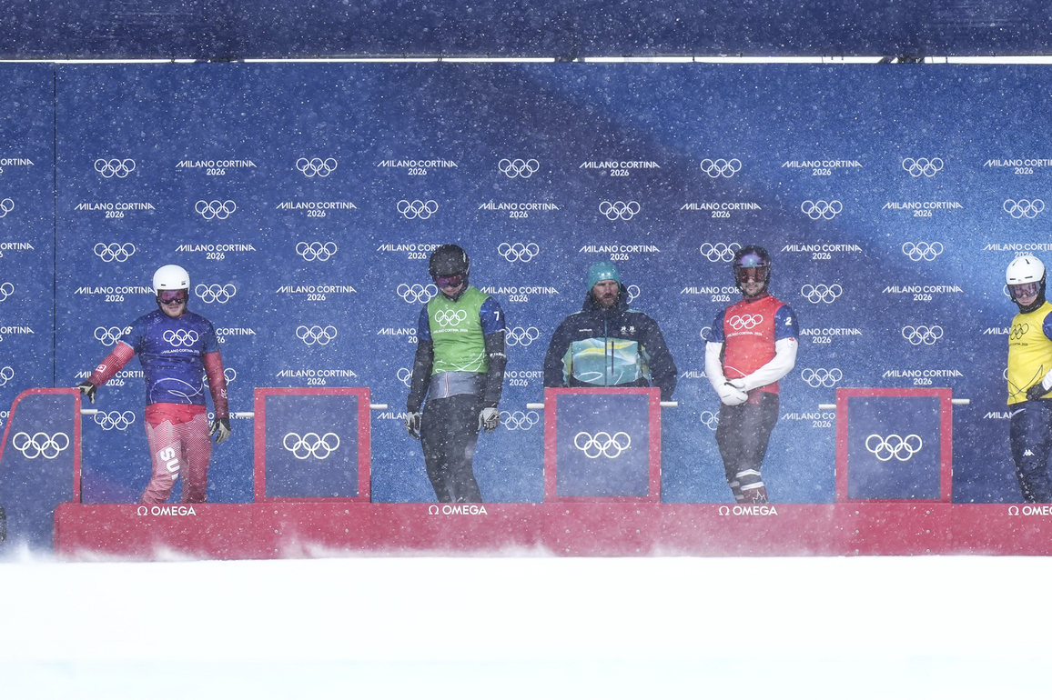 (MICO2026)ITALY-LIVIGNO-OLYMPIC WINTER GAMES-SNOWBOARD-MEN'S CROSS