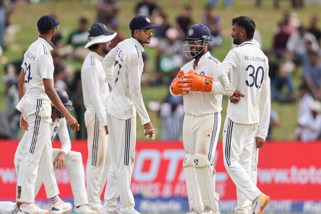 India need 4 wickets to wrap up Sri Lanka's innings as rain cuts short Day 4; Home side lead by 16 runs