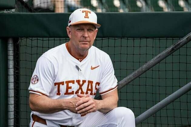 Texas lands Liberty transfer 2B Callum Early