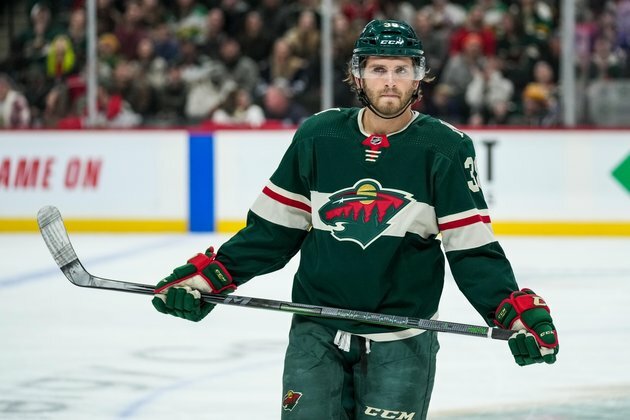 Ryan Hartman, Wild aim to extend hot streaks vs. Coyotes