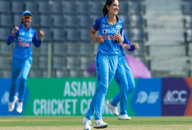 Women's Asia Cup final: Renuka's fiery powerplay spell, tight bowling by spinners helps India restrict Sri Lanka to 65/9