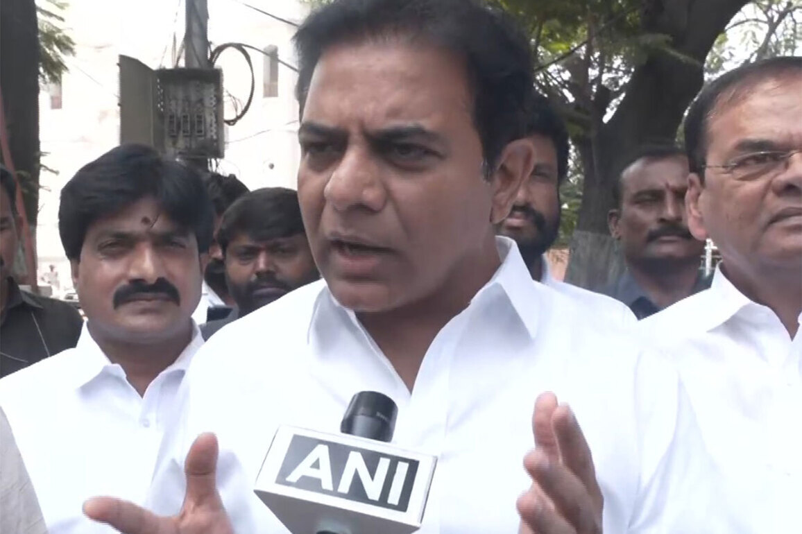 BRS will not rest until every crop is purchased, says KTR at Warangal Rythu Sangrama Sabha