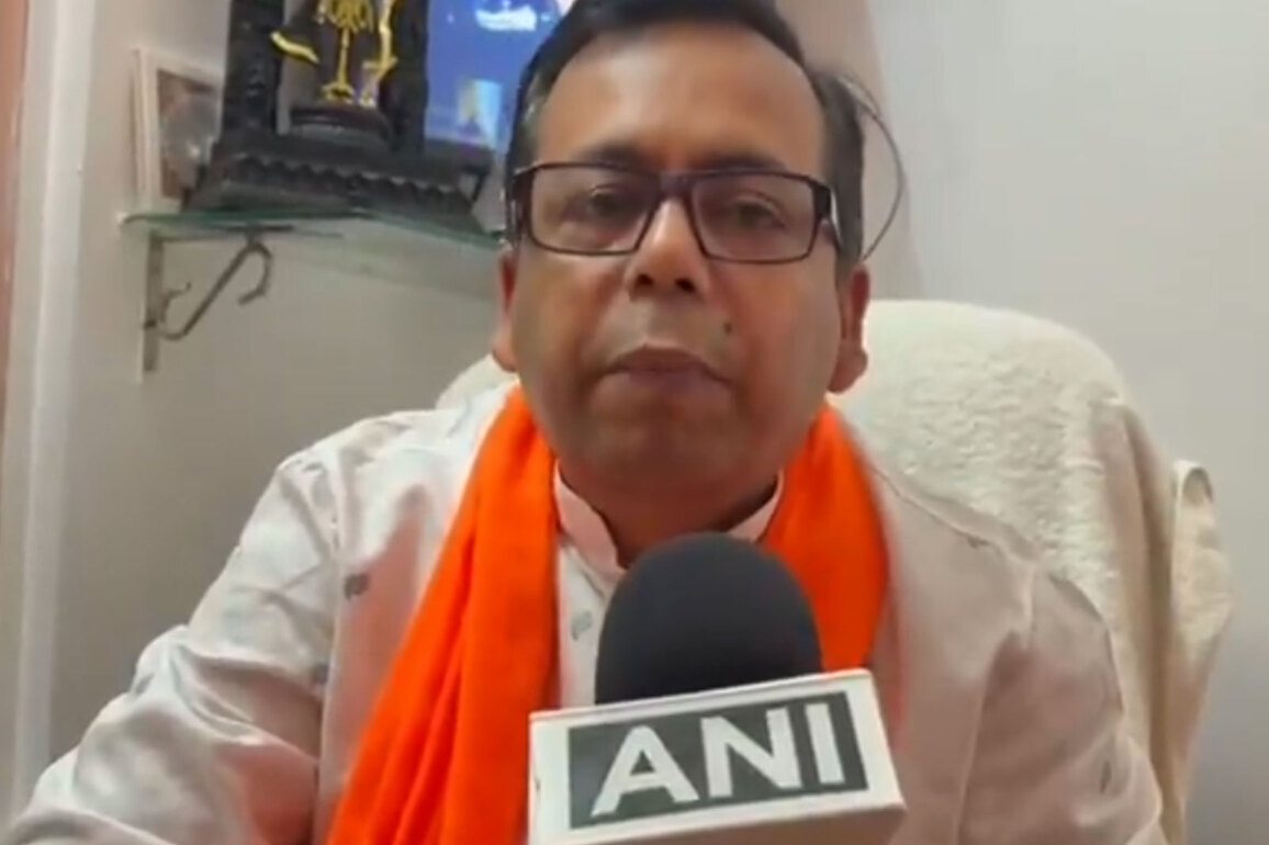 "Trying to save their own skins by distancing themselves from Mamata": BJP's Shankar Sikdar on TMC MPs' reported move to join NDA