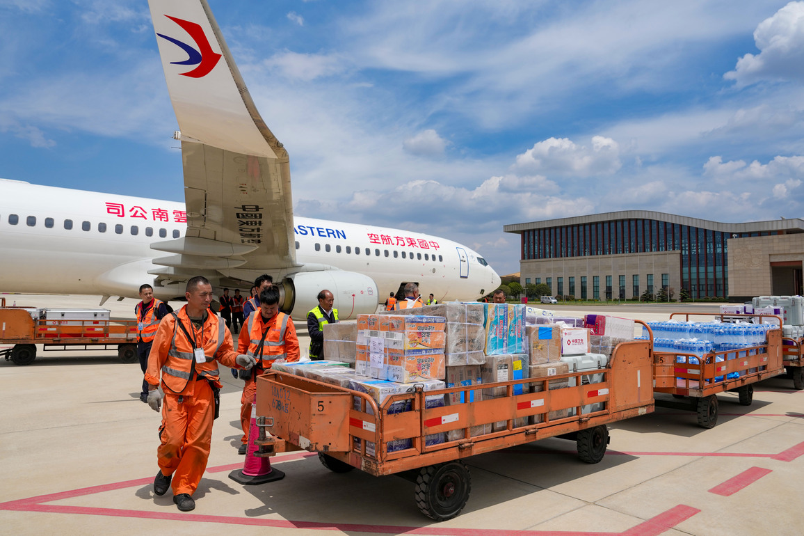 (SpotNews)CHINA-KUNMING-PUBLIC HEALTH TEAM-MYANMAR (CN)