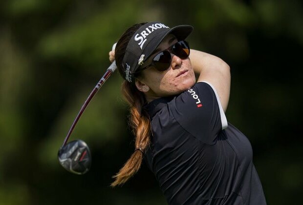 Hannah Green holes clutch putt to win in Singapore