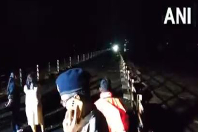 MP: Jogitikariya bridge on Dindori to Jabalpur route submerged due to heavy rain; Narmada in spate