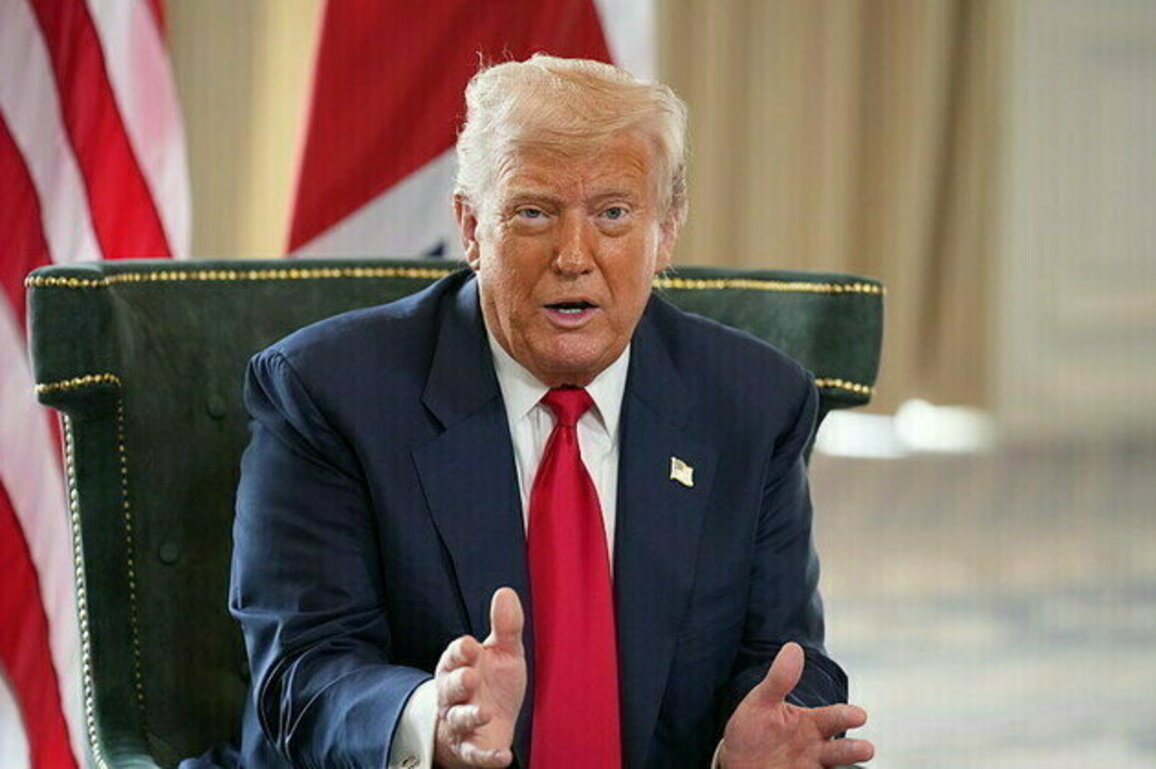 Trump warns of 25% tariffs on imports from India