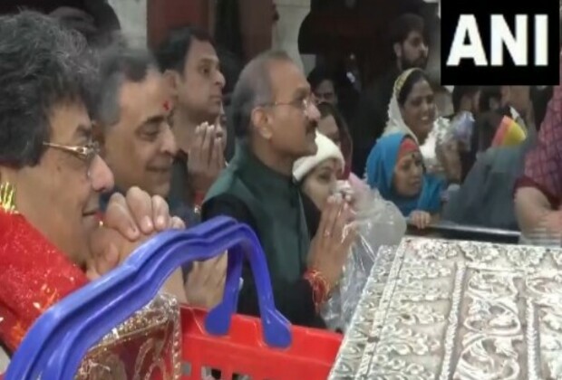 BJP's Anil Sharma offers prayers at Kalkaji Temple, claims "guaranteed" win in RK Puram