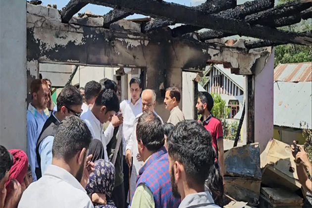BJP leaders visit Uri, assess damage from cross-border shelling, promise relief and support