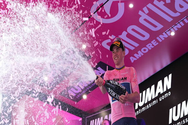 Mads Pedersen completes hat-trick of wins with hard-fought Giro d'Italia Stage 5 victory