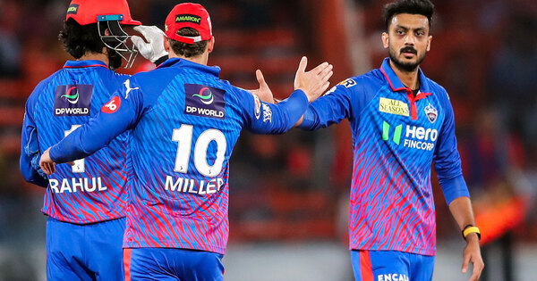 "That makes no sense....": Finch slams Axar's decision to bowl part-timer Nitish Rana against SRH