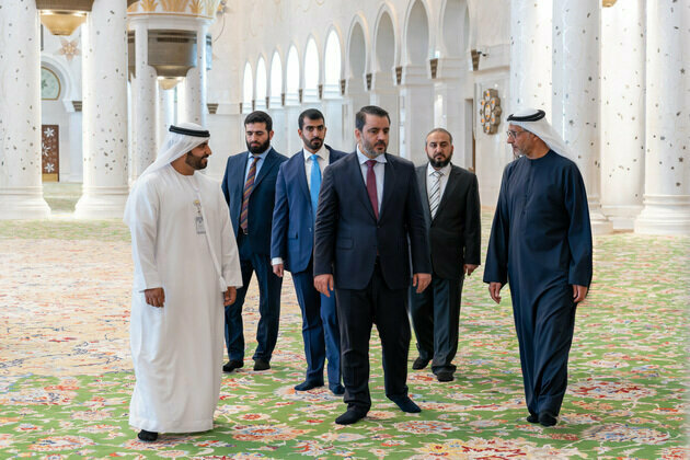 Minister of Foreign Affairs in Syrian Transitional Government visits Sheikh Zayed Grand Mosque