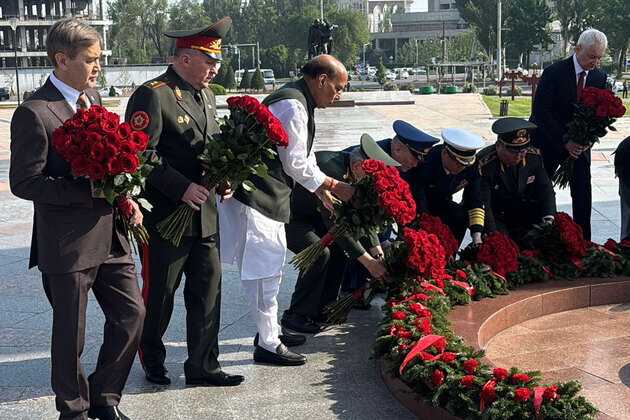 Defence Minister Rajnath Singh pays tribute to fallen heroes at Victory Square in Bishkek