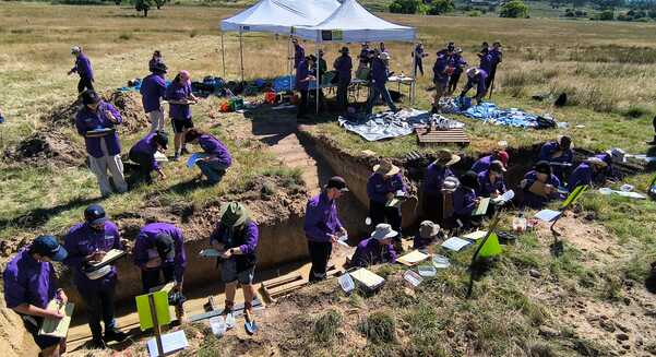 More than 200 people including international competitors attended a soil judging event held at Armidale in New South Wales recently.
