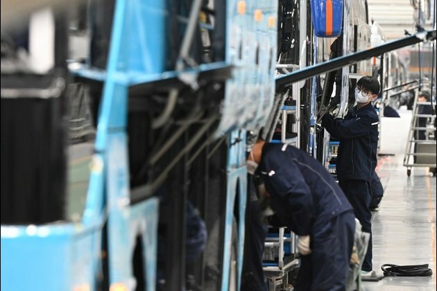 GLOBALink | Chinese bus maker Yutong Bus sees surge in overseas orders