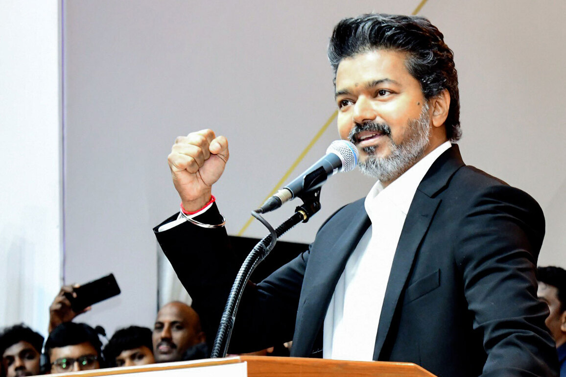 "Vaathi came, Tamil Nadu changed!": 'Thalapathy' Vijay takes oath as Chief Minister; ends DMK-AIADMK era