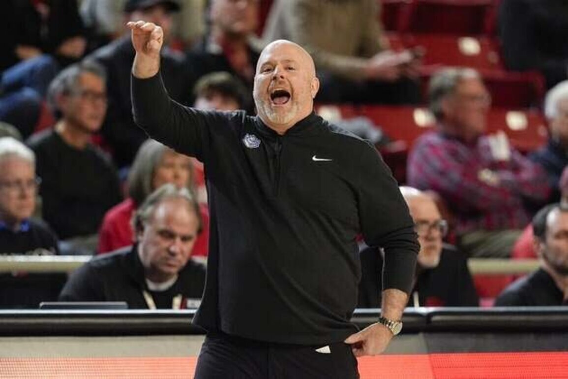 No. 18 Saint Louis beats VCU after chaotic, ejection-filled ending