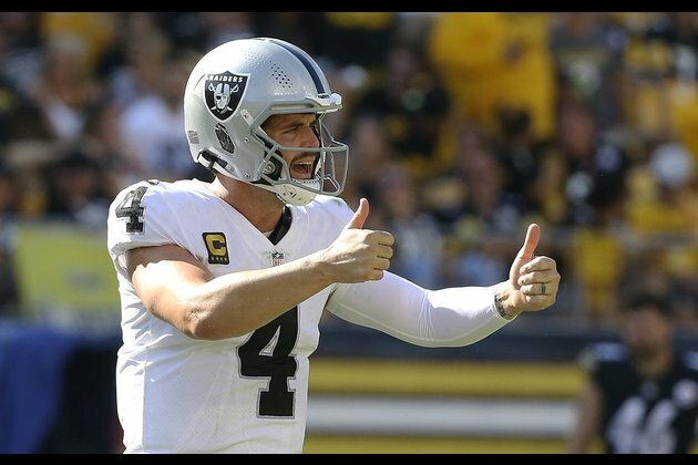 NFL roundup: Derek Carr leads Raiders past Steelers