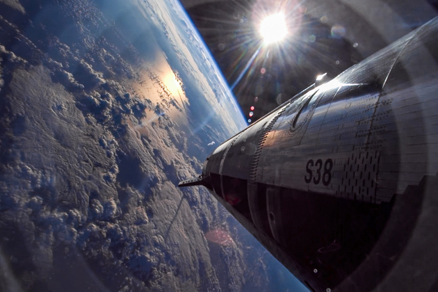 SpaceX seeks $75 billion raise in unprecedented public debut