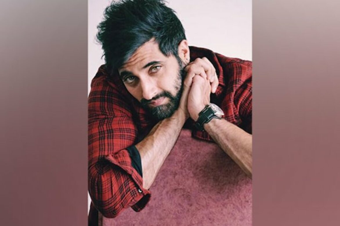 Akshay Oberoi wraps up shoot of 'Tu Chahiye'