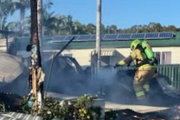 An 85-year-old man has died after he was severely burned in a unit fire in Kingscliff, NSW