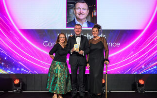 Keith Richards takes home Outstanding Contribution to the Advice Industry award