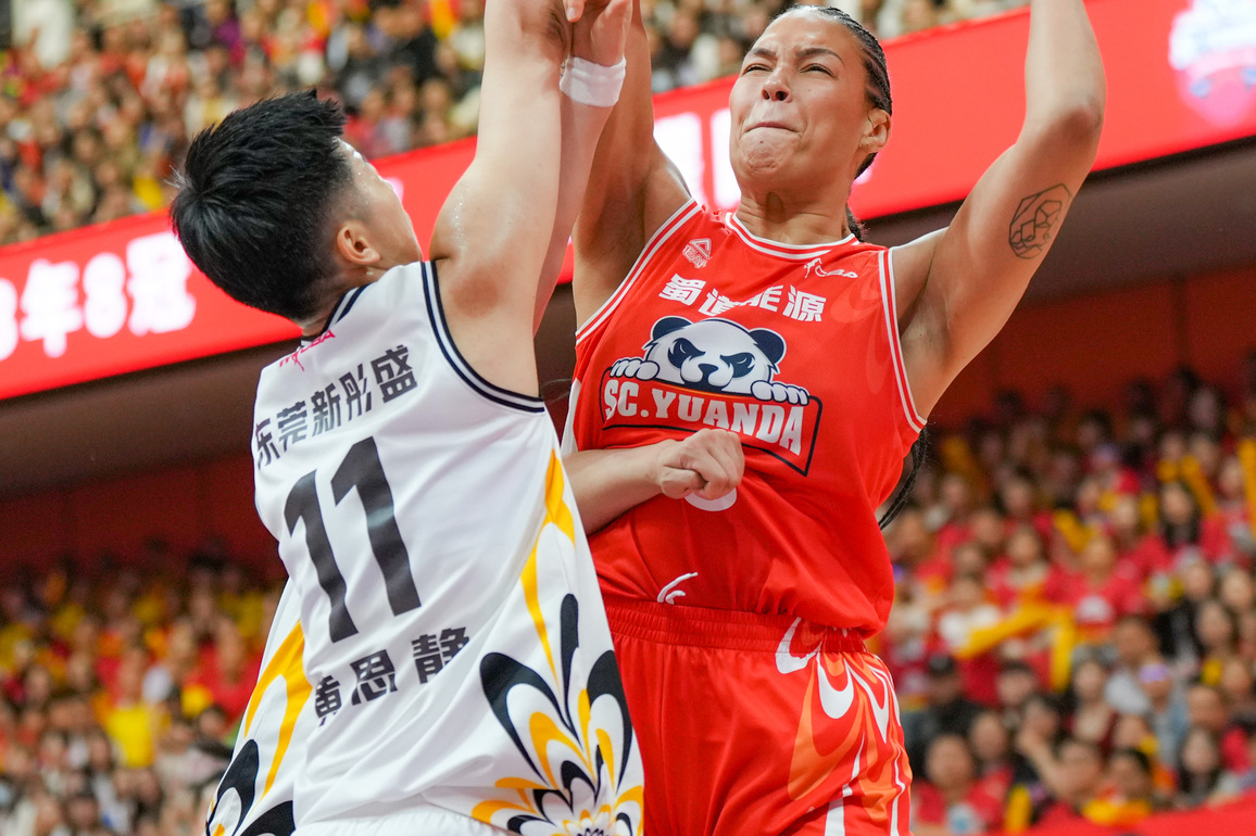 (SP)CHINA-CHENGDU-BASKETBALL-WCBA LEAGUE FINALS-SICHUAN VS DONGGUAN (CN)