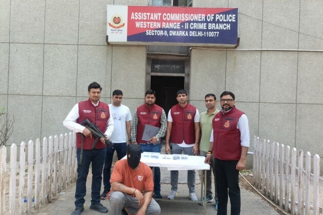 Delhi Police Crime Branch nabs notorious gangster of Manjit Mahal gang