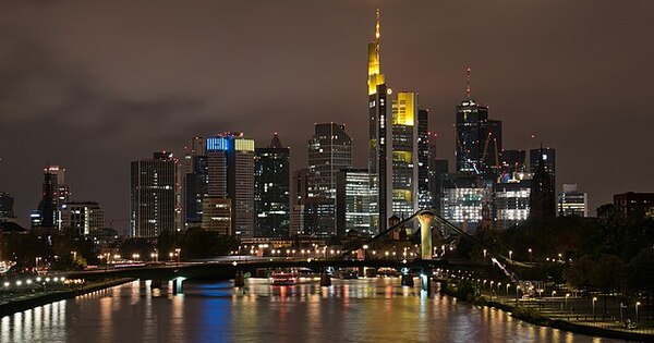 Eurozone economy defies trade headwinds with solid Q4 growth