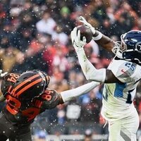 Titans release starters Lloyd Cushenberry, Xavier Woods