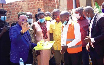 Jeje Odongo akuutidde ab'e Kasokoso bakole bave mu byobufuzi